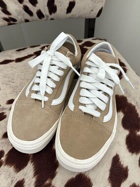 Vans Old Skool trainers